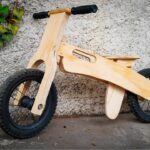 🚲 Descubre las ventajas de la 🌳 bicicleta madera sin pedales: ¡una opción eco-amigable para los pequeños aventureros!