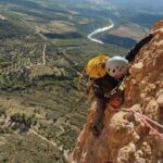 🧗‍♀️¡Descubre la apasionante escalada en Riglos! Guía completa y consejos imprescindibles 🚀