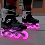 🌟 Descubre los mejores patines con luces en las ruedas para brillar en tu pista 🚀